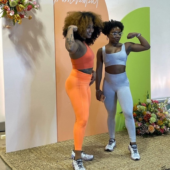 🥳🎉SHOW TODAY!!! FREE PEOPLE MOVEMENT 🎉🥳 - Picture 9 of 10